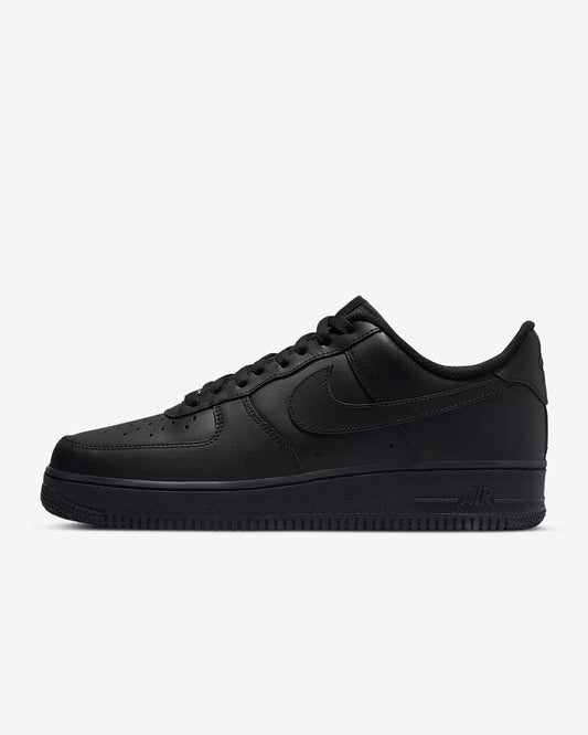 Nike Air Force 1 - Black