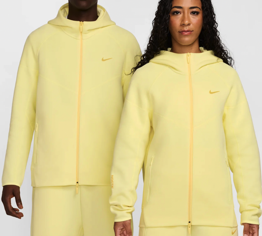 Ensemble Nike x NOCTA Tech Fleece Set – Lemon Yellow 🍋 (pantalon + sweat à capuche)